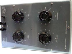 DECADAS DE RESISTORES DE PRECISION