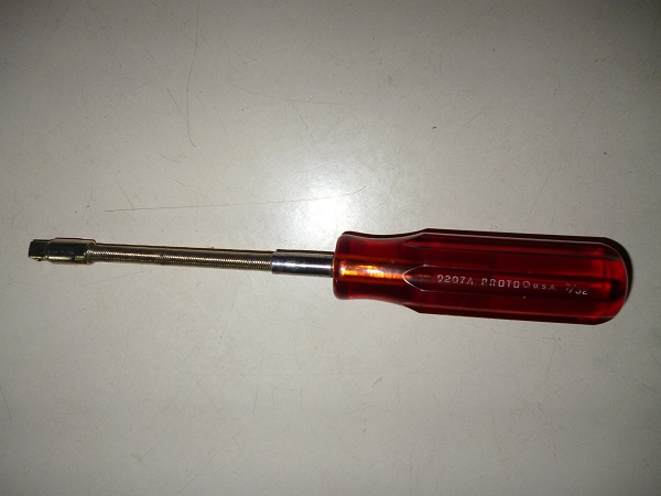 Destornillador para tubo