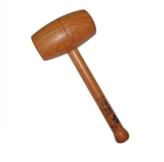 Martillo de madera